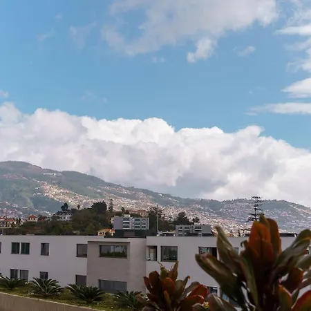 A Peaceful Retreat Near The Centre *