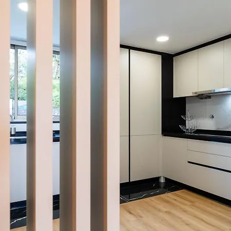 A Peaceful Retreat Near The Centre *