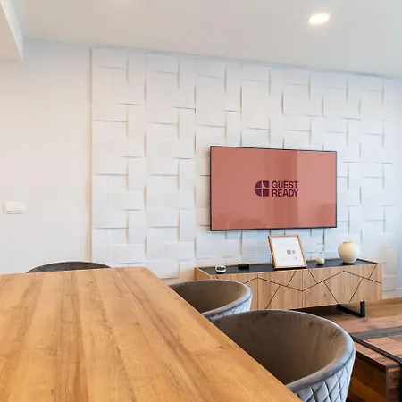 A Peaceful Retreat Near The Centre Funchal (Madeira)