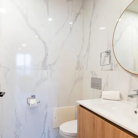 A Peaceful Retreat Near The Centre Lejlighed *