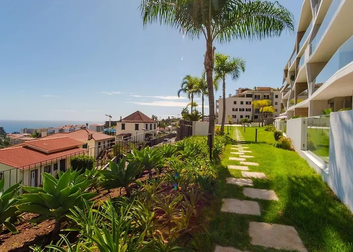 A Peaceful Retreat Near The Centre