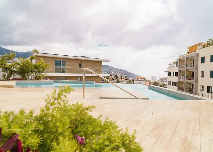 A Peaceful Retreat Near The Centre