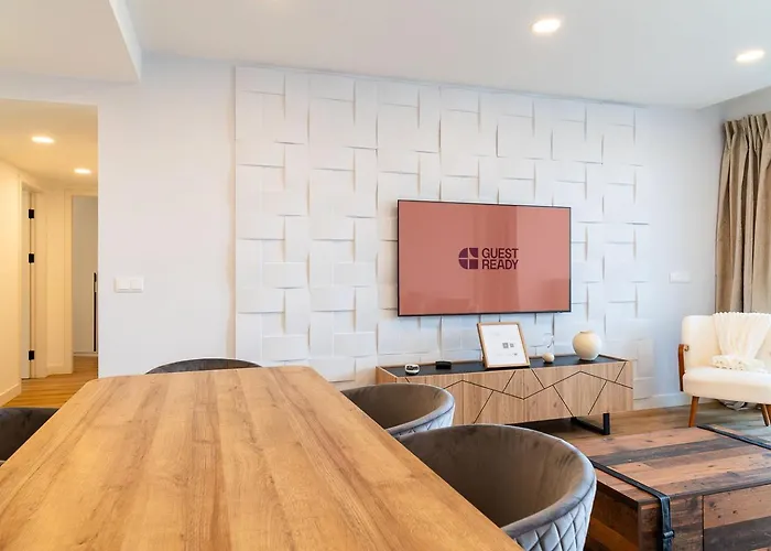 A Peaceful Retreat Near The Centre 丰沙尔