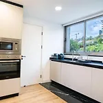 아파트 A Peaceful Retreat Near The Centre 푼샬