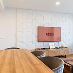 A Peaceful Retreat Near The Centre 푼샬